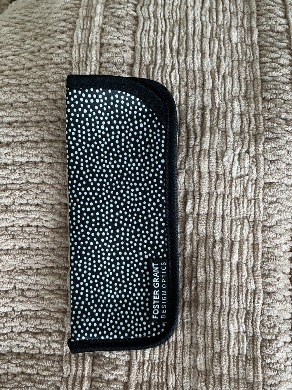 Foster Grant Black and White Polka Dot Eyeglass Sleeve